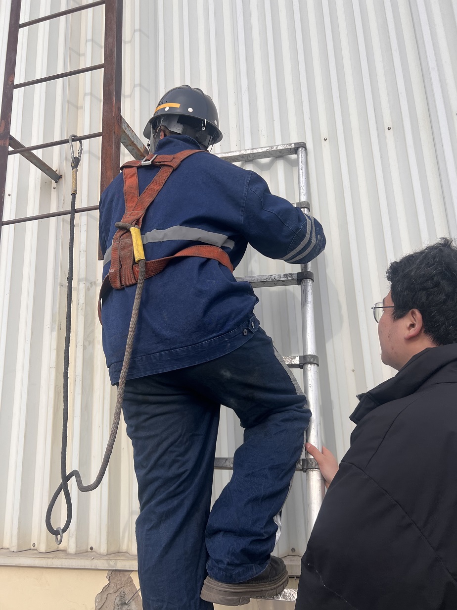现场登高培训照片+智能化治理办公室+张贵轩.jpg